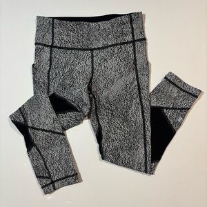 Lululemon Pace Rival Black Gray White Speckled Crop Leggings